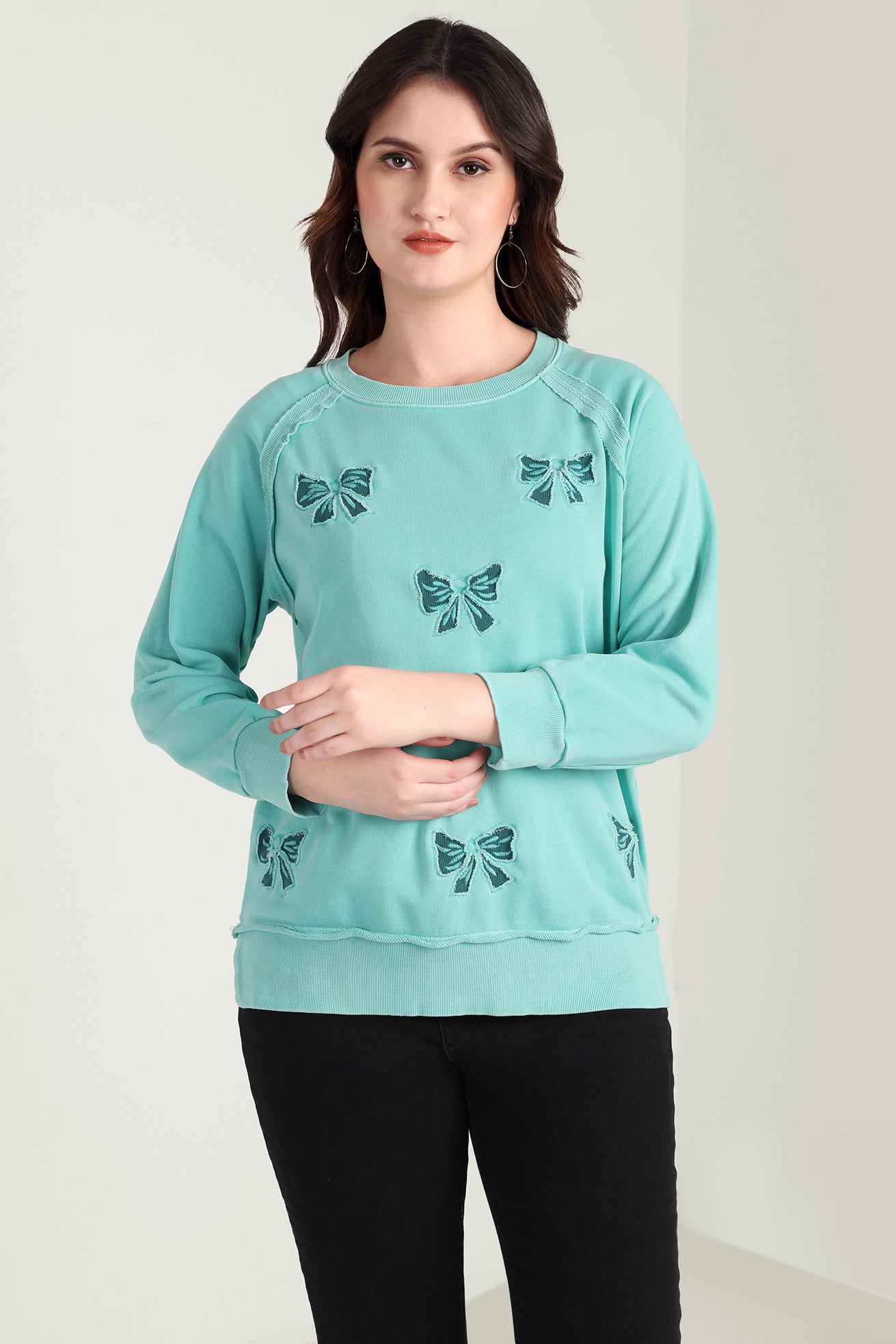 The Meadow Love Sweatshirt in Lake Green