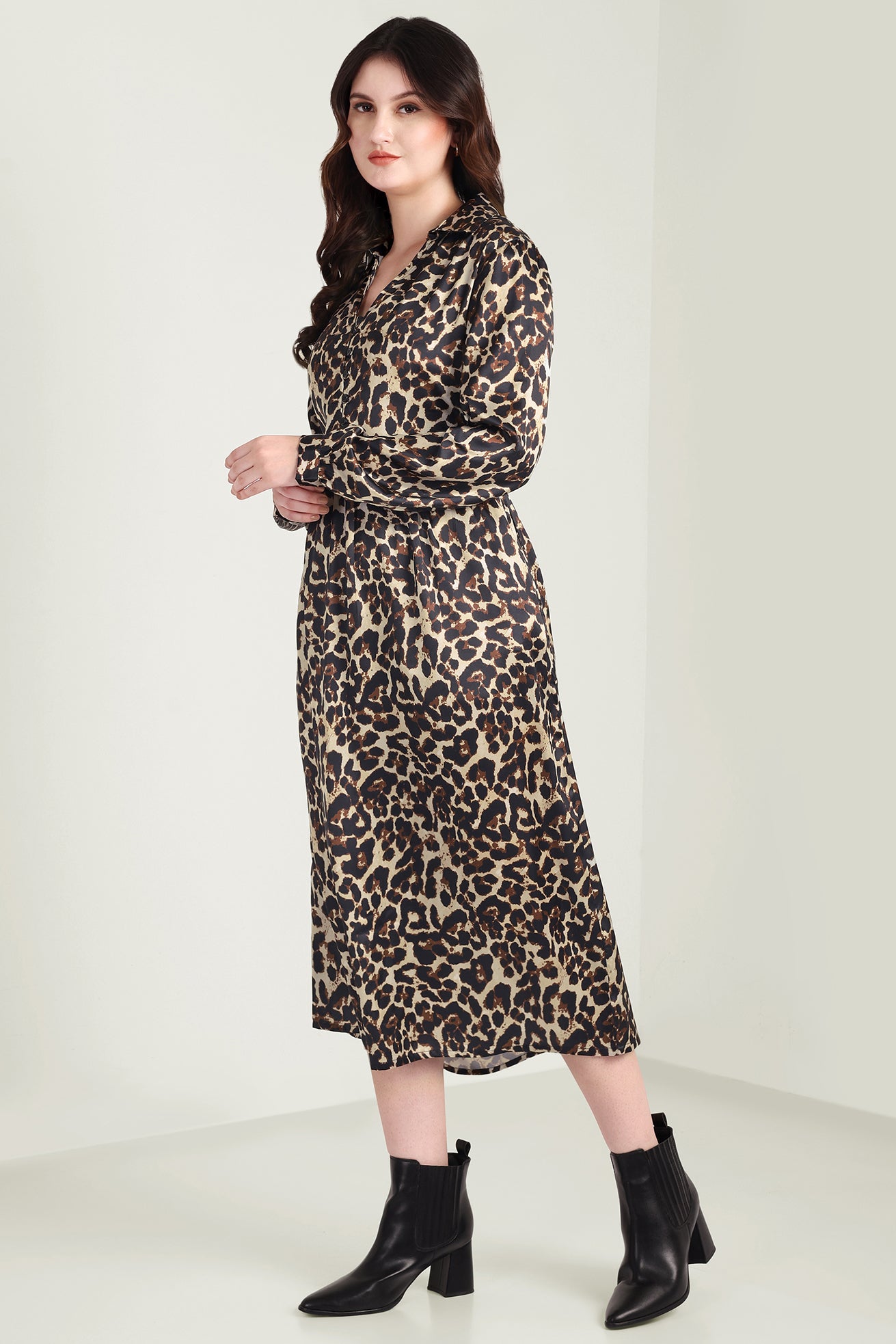 Palm Theory With Animal Print Maxi Dress in Olive White