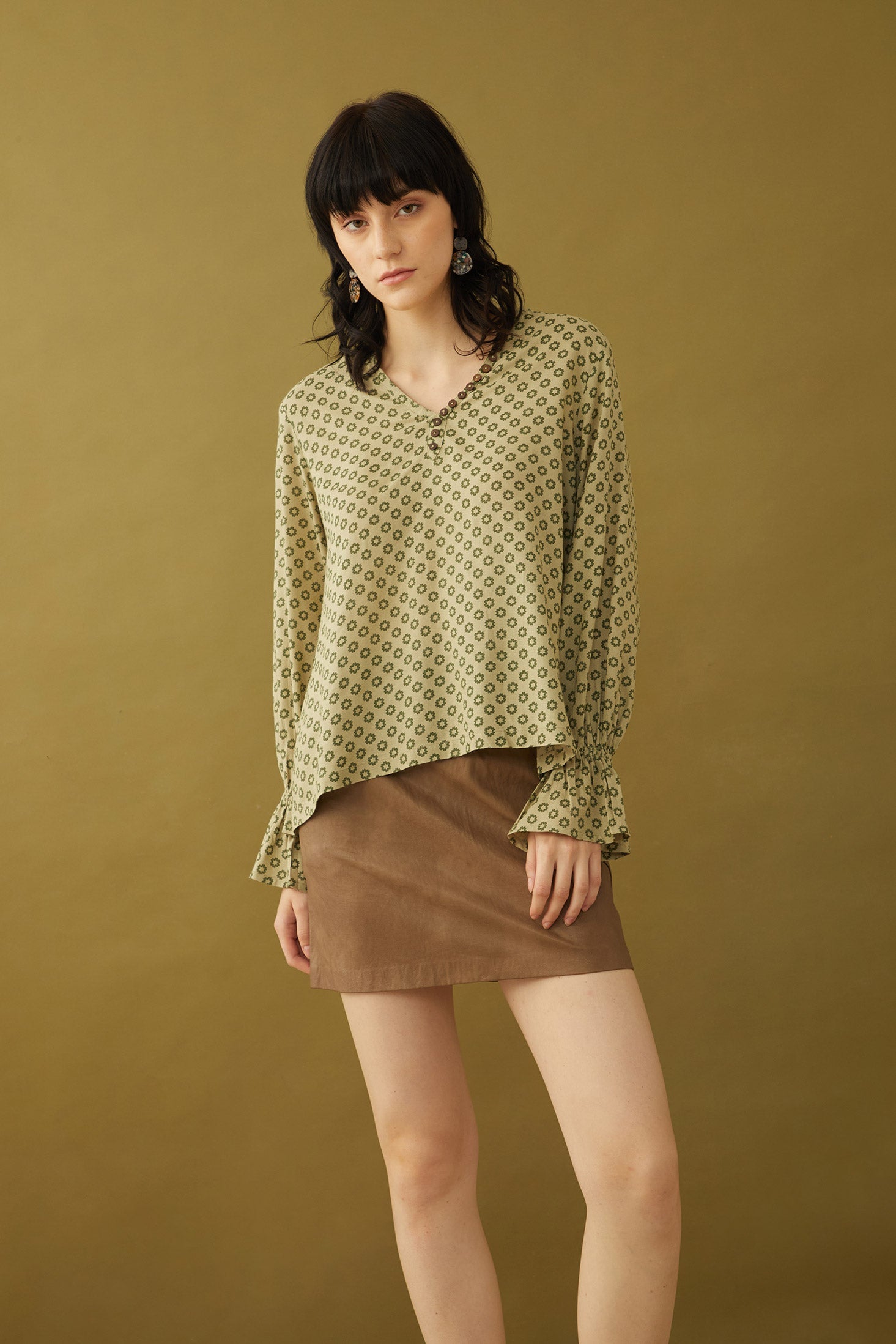 Bohera Oriana Accent Ruffled Sleeve Buttoned Top