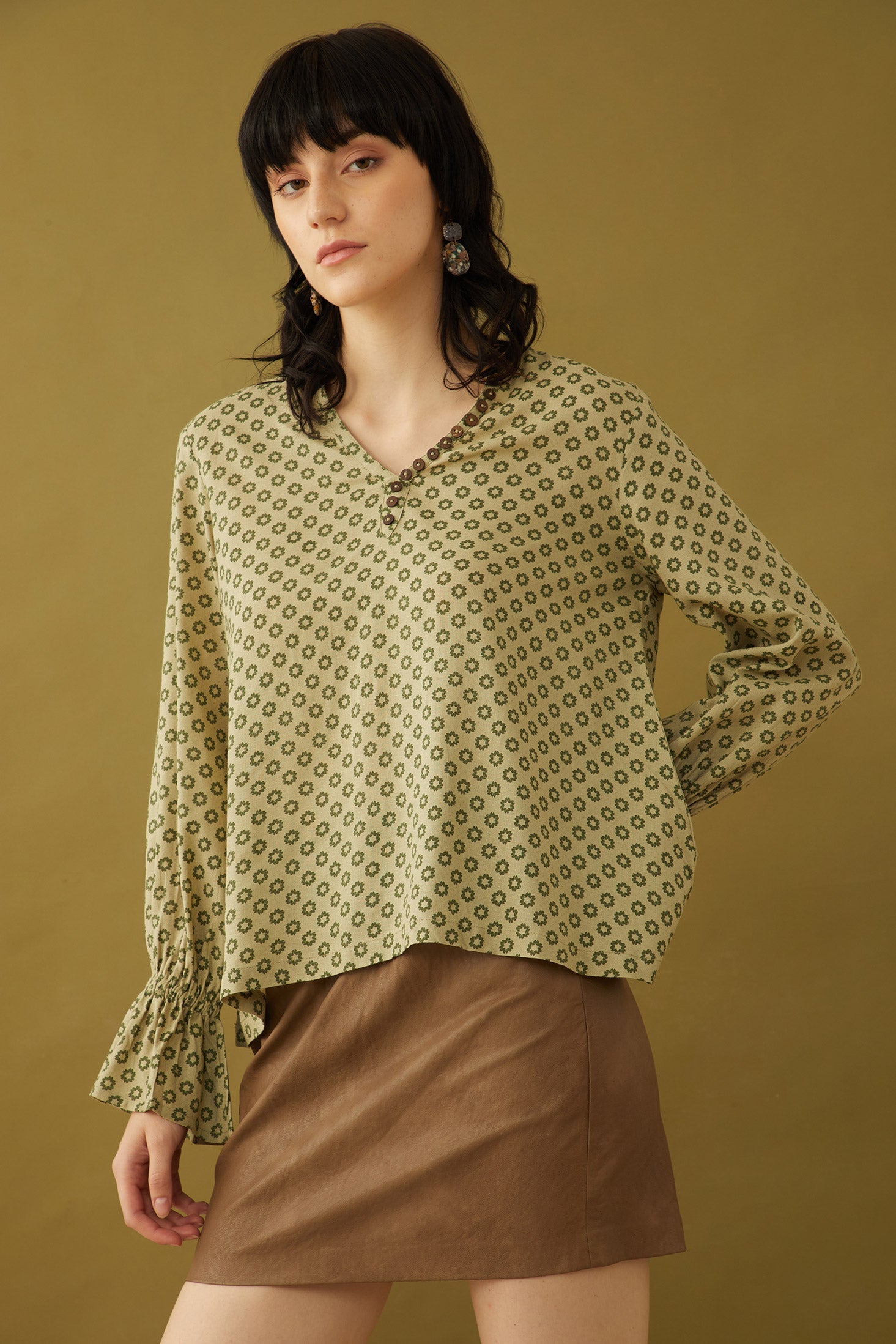 Bohera Oriana Accent Ruffled Sleeve Buttoned Top