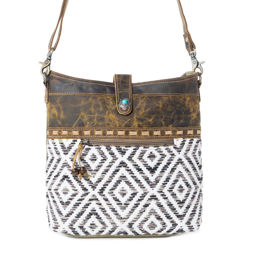Sand Weaver Shoulder Bag