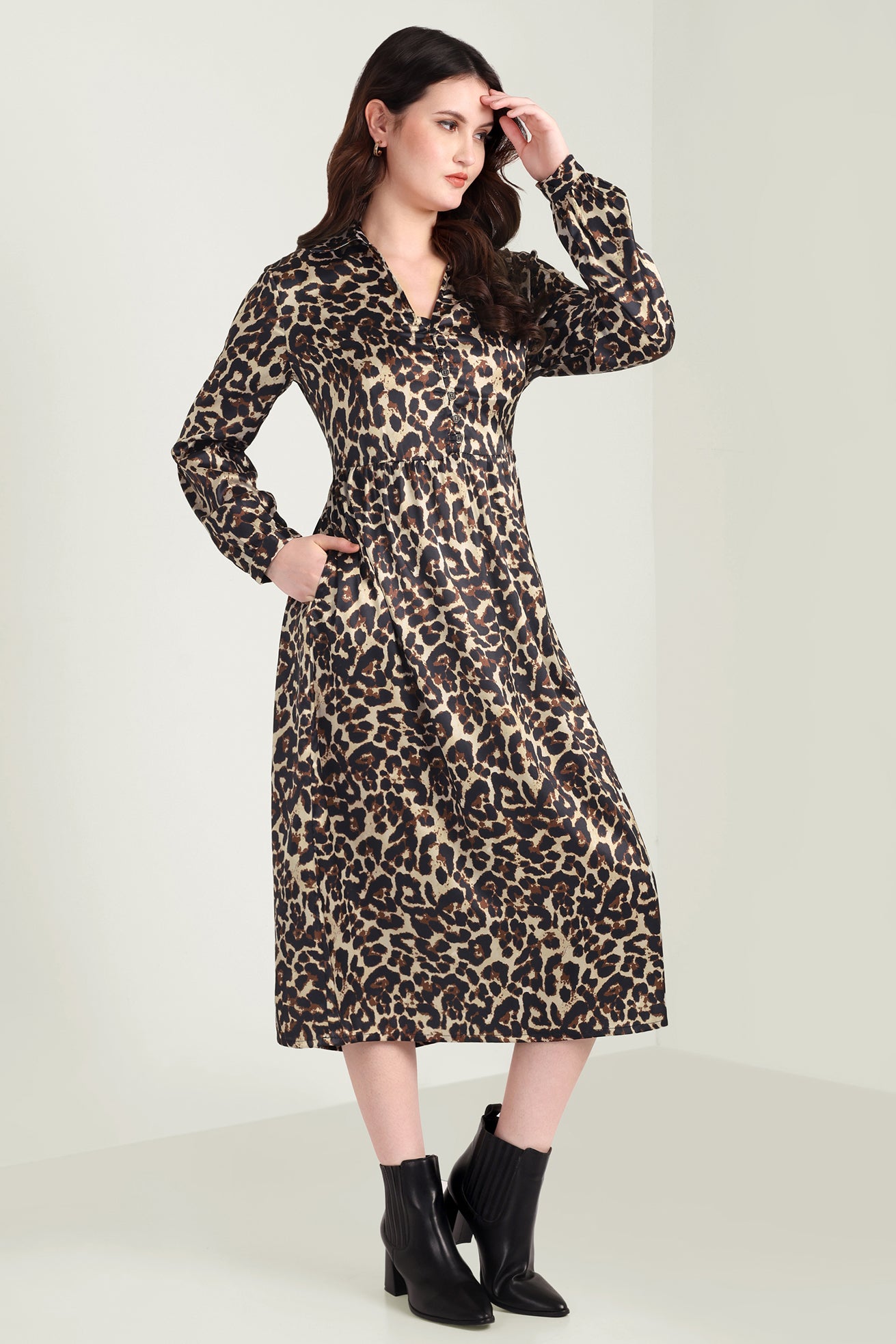Palm Theory With Animal Print Maxi Dress in Olive White