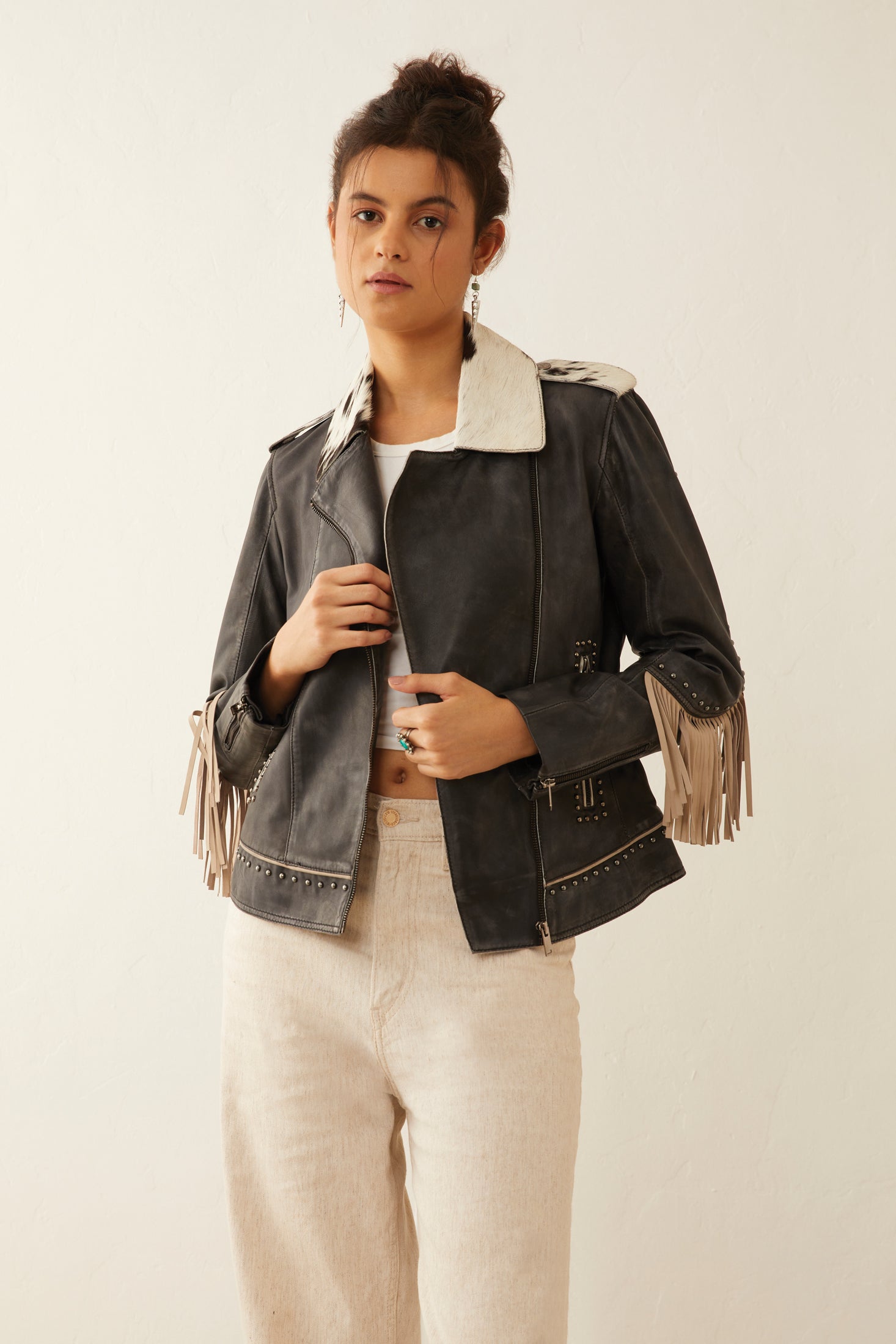 Phoenix Fringed Leather Jacket In Ebony