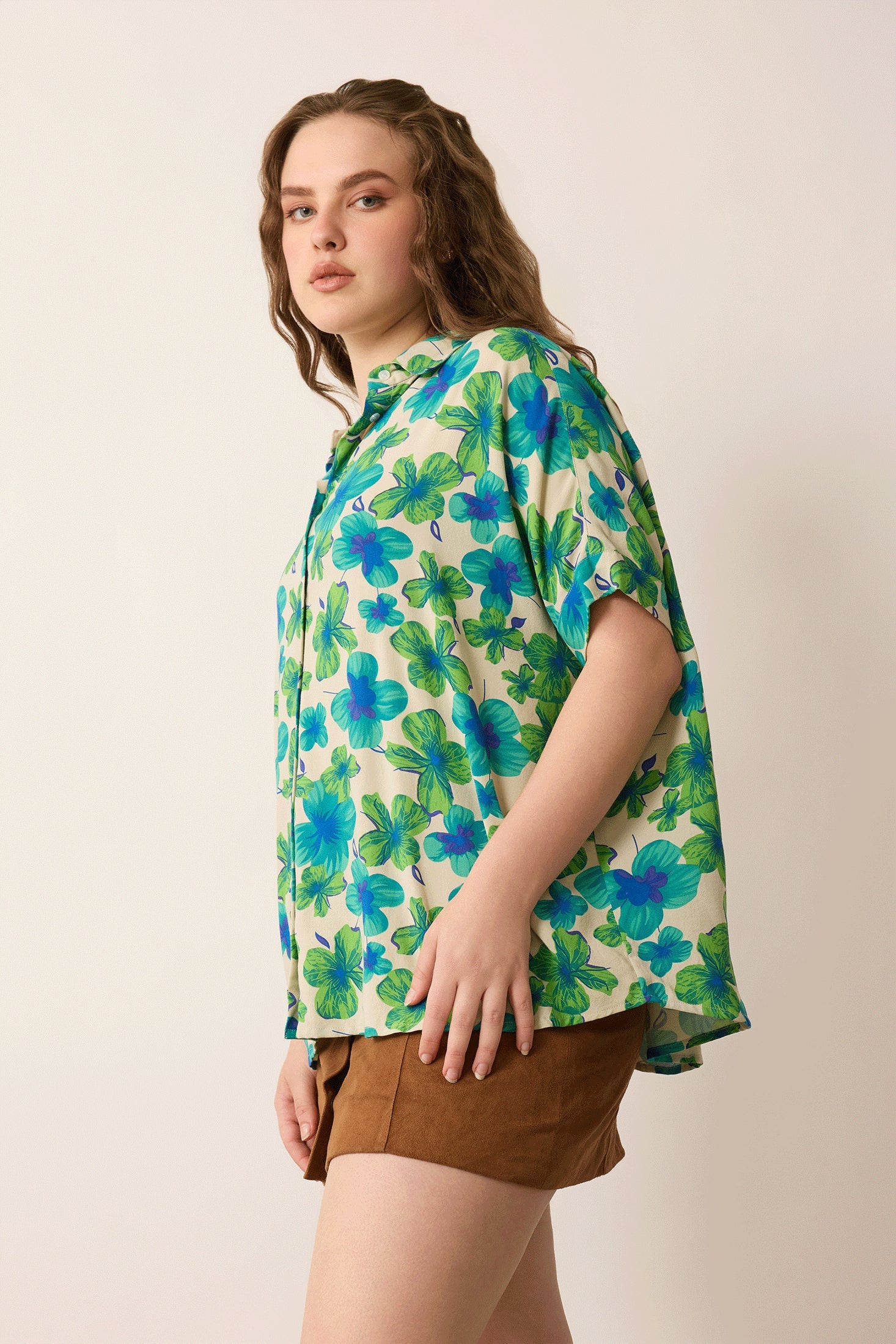 Elizabeth Floral Top In Green And Off White