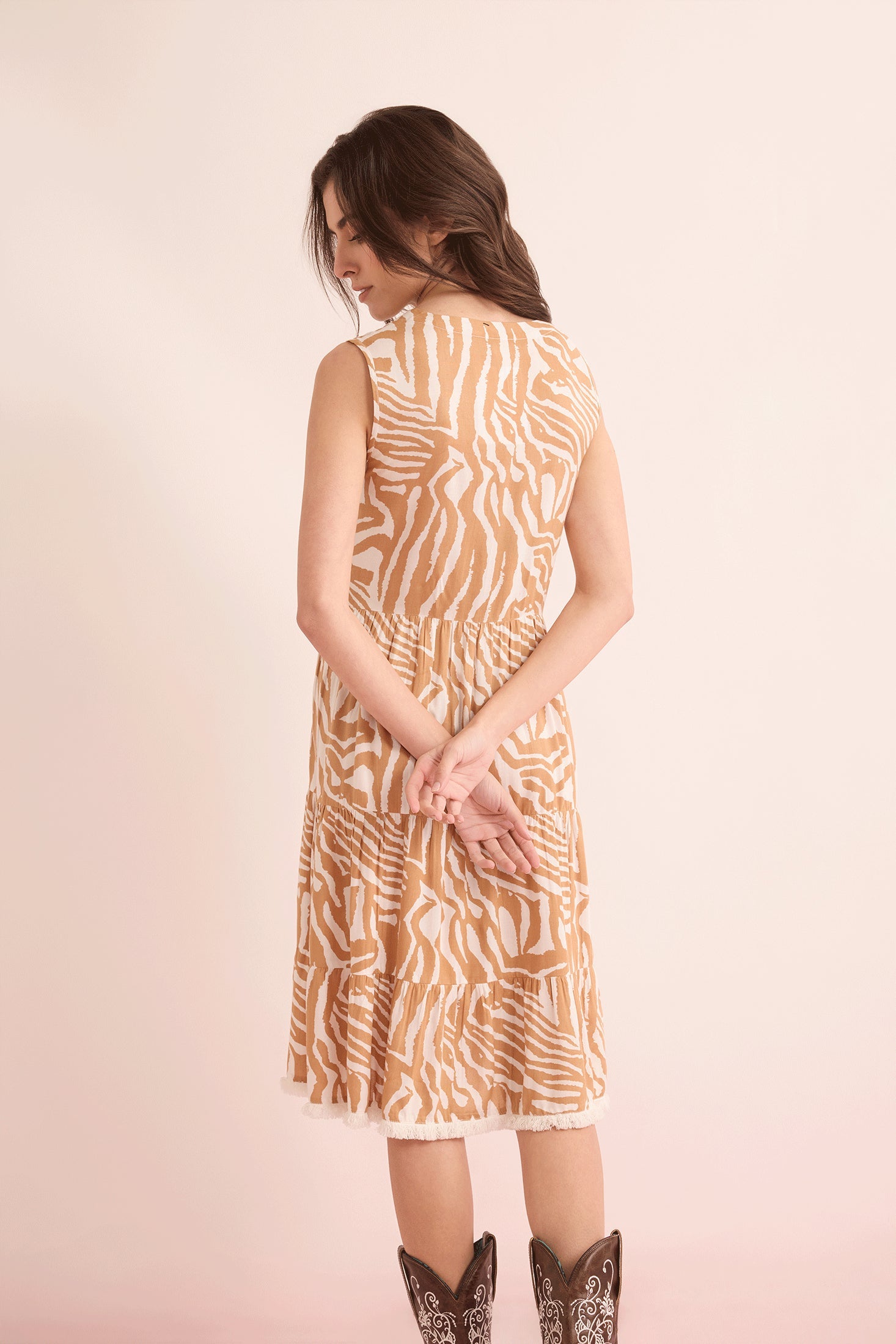 Nicole Patterned Empire Waist Dress In off White and Brown