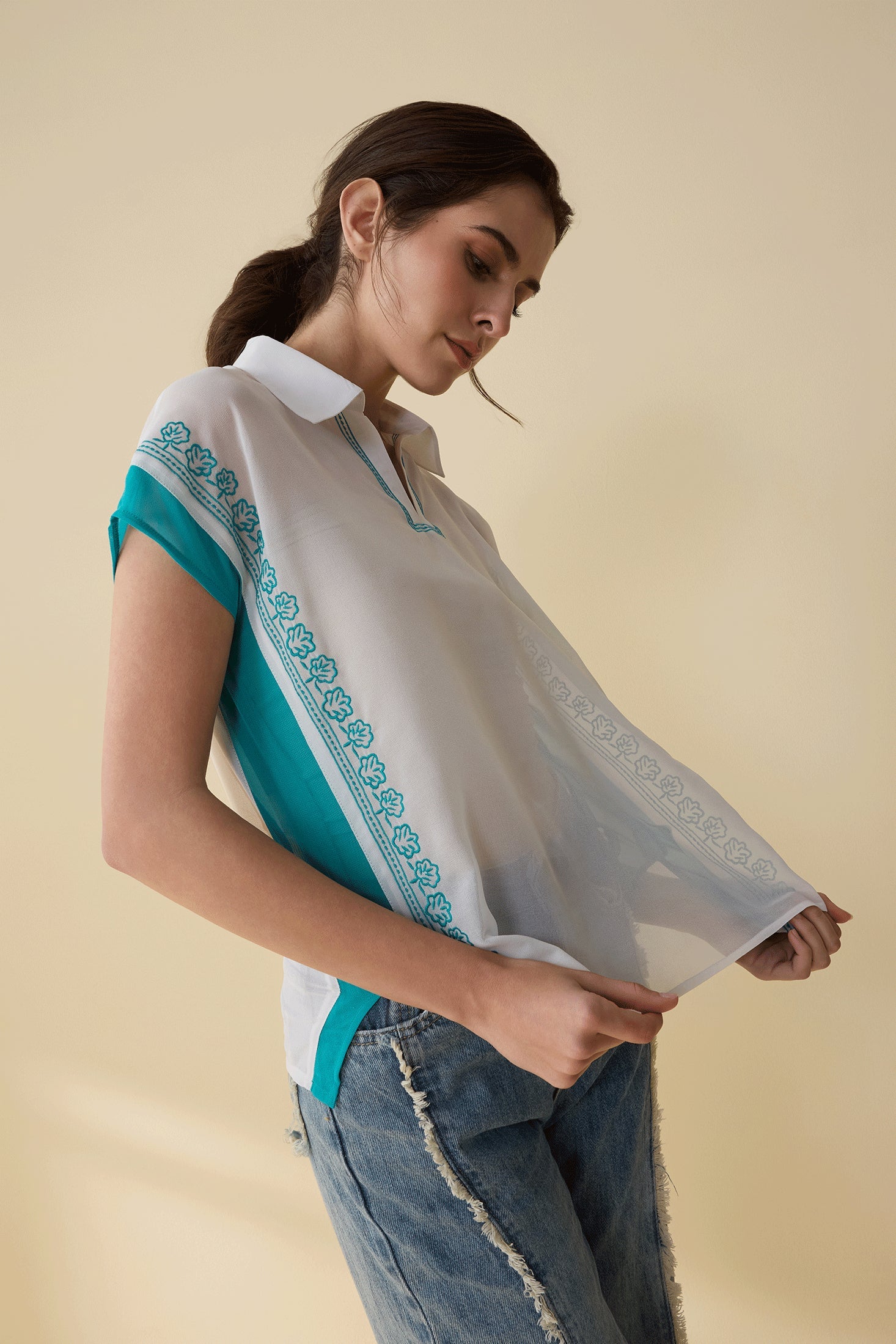 Sierra Embroidered Top In White And Sky Blue