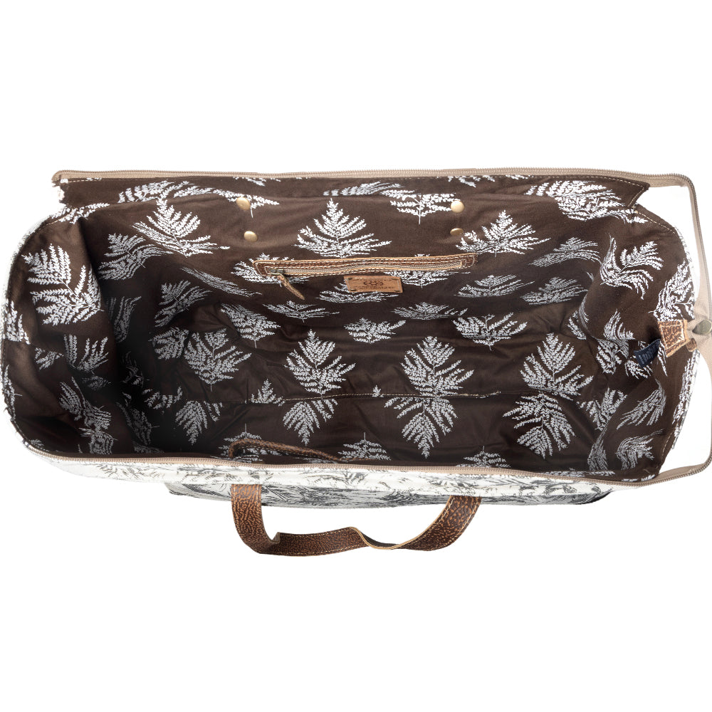 Wildfern Hide Western Weekender Bag for Women in ivory with hairon detail